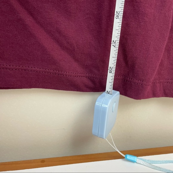 Harry Potter NWT Men’s M Gryffindor Quidditch Gold Maroon T-Shirt House - Picture 5 of 6